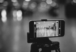 短视频作品,探寻城市角落的温馨瞬间